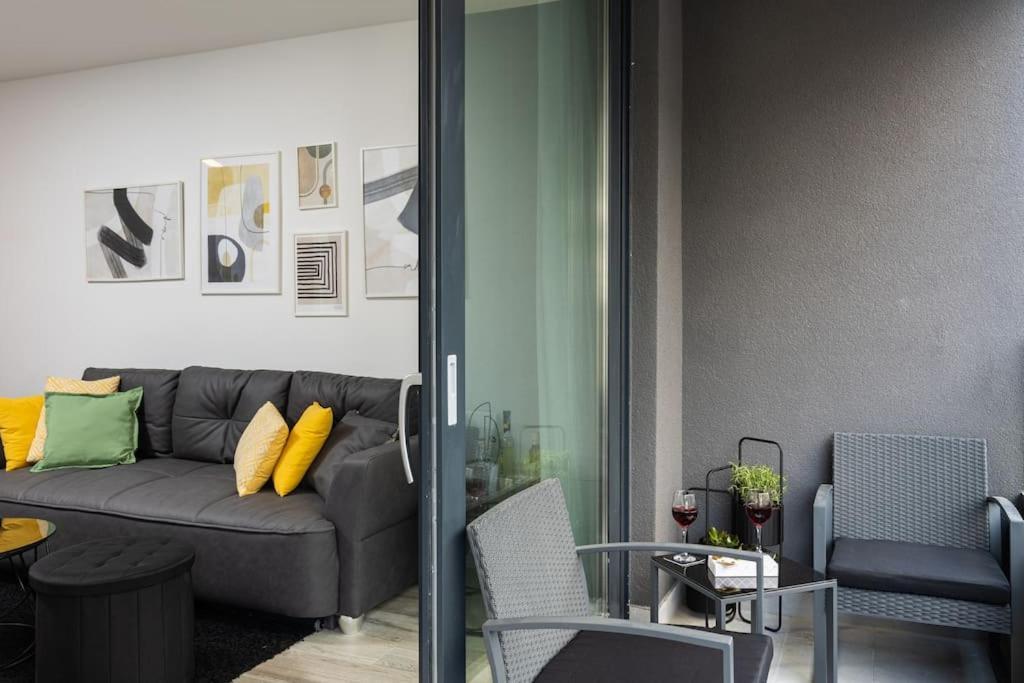 Pier Free Parking And Balcony Apartment Dubrovnik